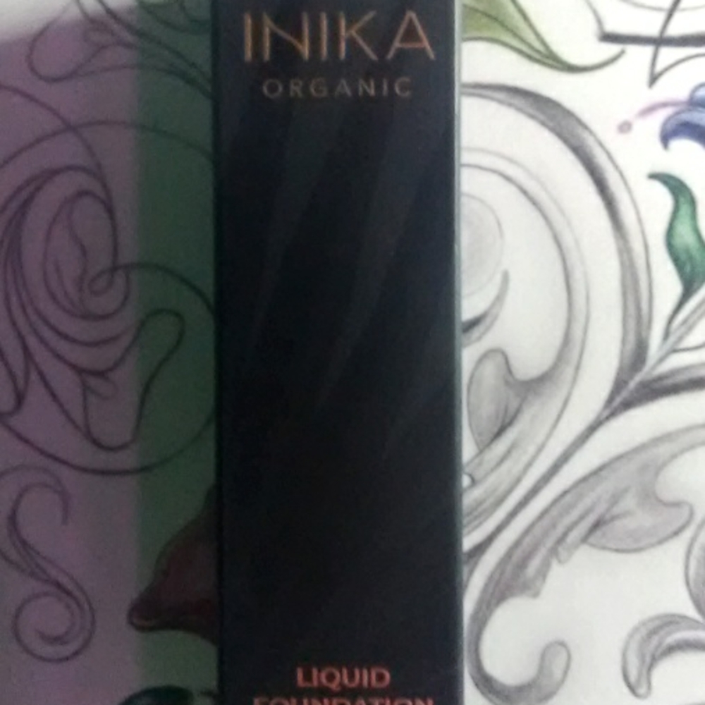 Inika Organic Liquid Foundation